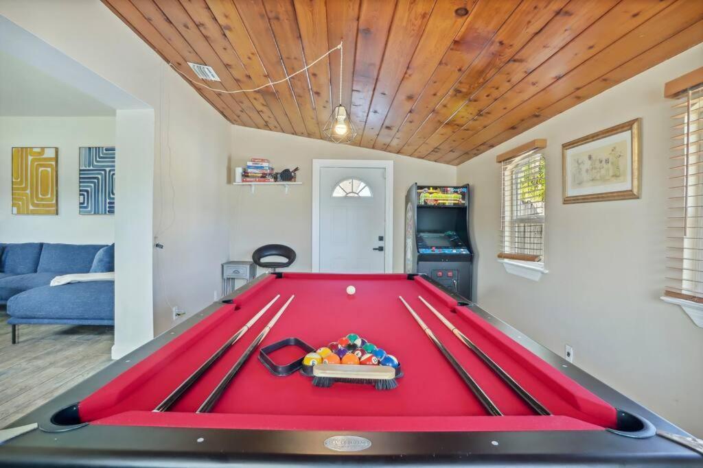 House/king Bd/hot Tub/pool/fire Pit/gym/golf Holiday home *